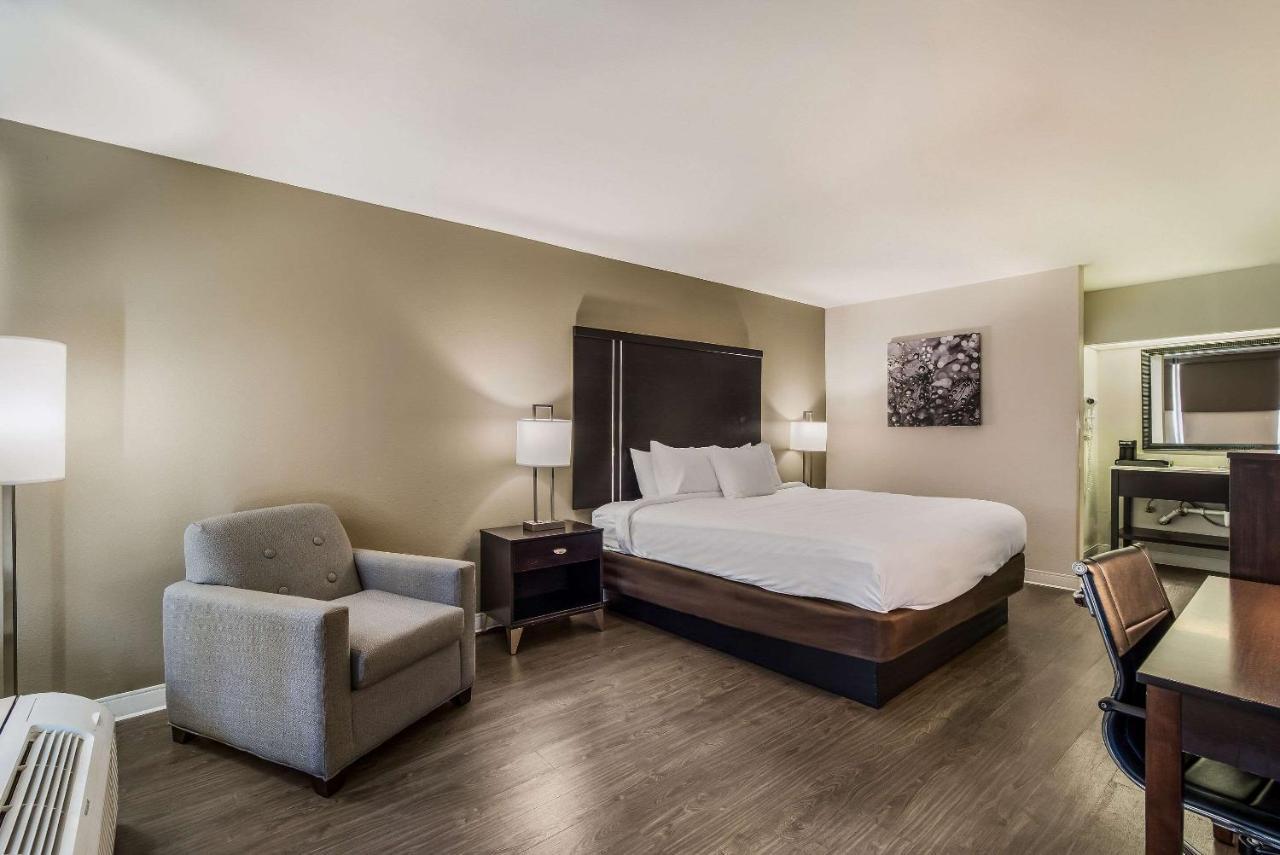 Clarion Inn & Suites فلورنسا المظهر الخارجي الصورة