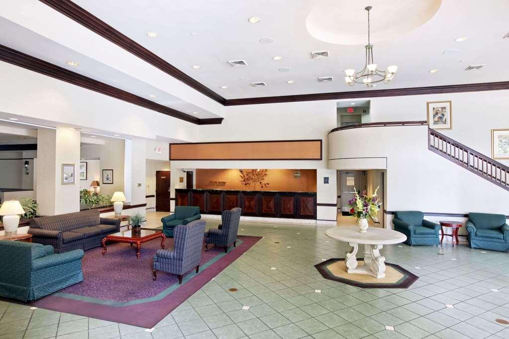 Clarion Inn & Suites فلورنسا المظهر الخارجي الصورة